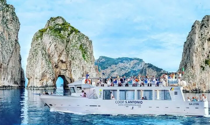 Capri Shared Tour (9:15am Boat Departure)