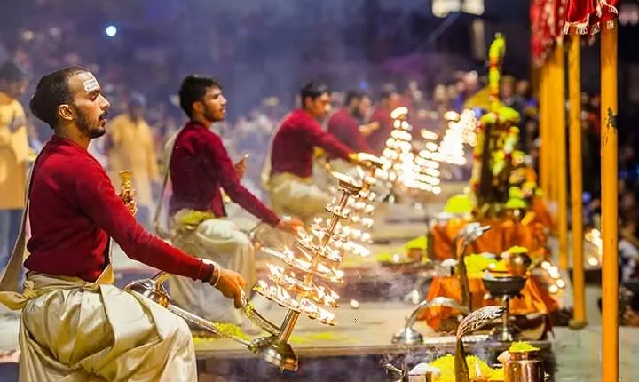 6 Days Tour of Ganges in Varanasi with Golden Triangle - Spirituality in India