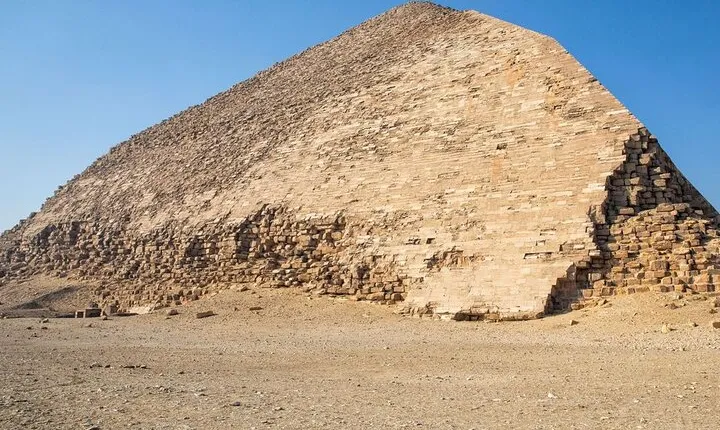Memphis, Sakkara & Dahshur Pyramids Day Trip