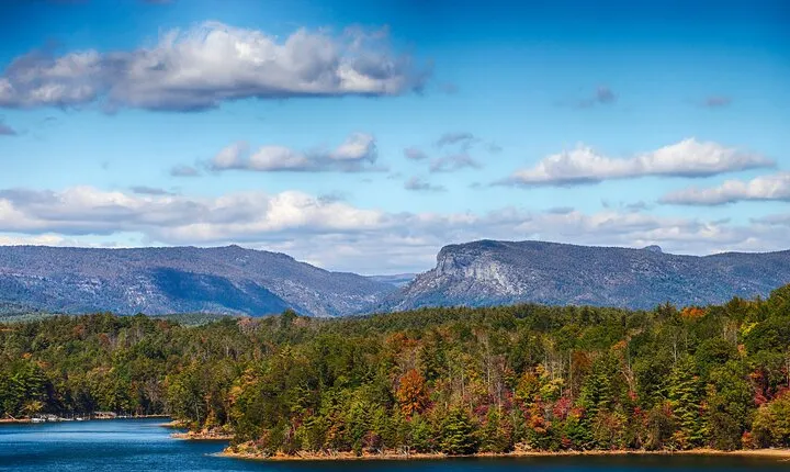 Kayak Tour of Lake James