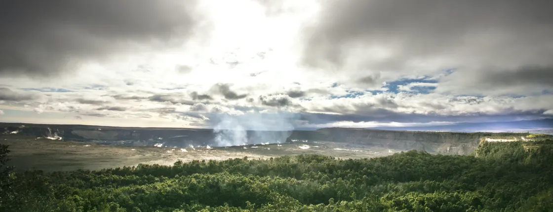 Big Island of Hawaii volcano hiking tour from Kona