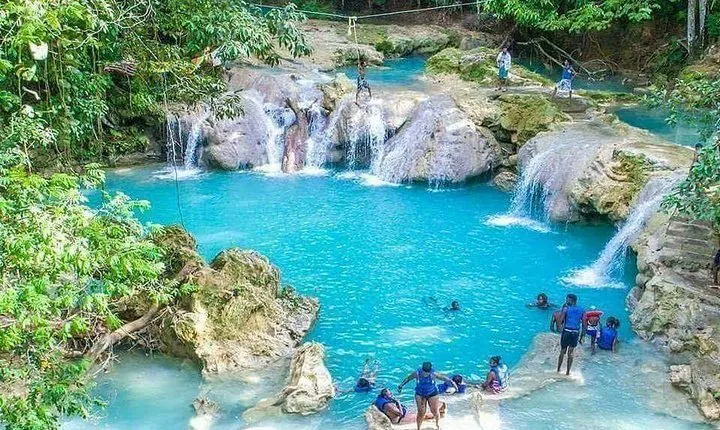 White River Rafting and Blue Hole Tour from Ocho Rios