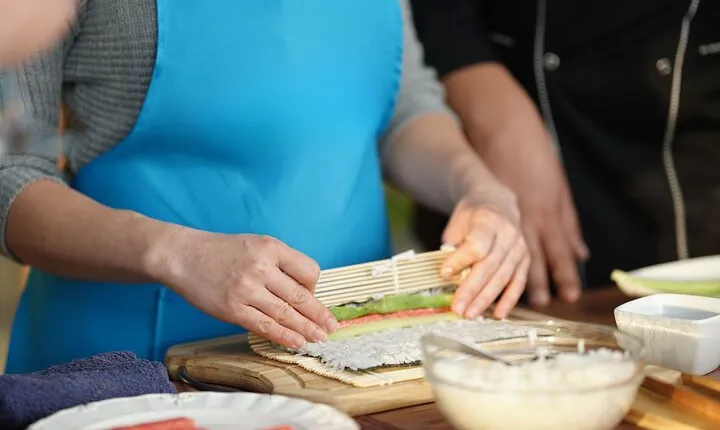 Sushi Making Cooking Class at a Local Wine Bar in Atlanta