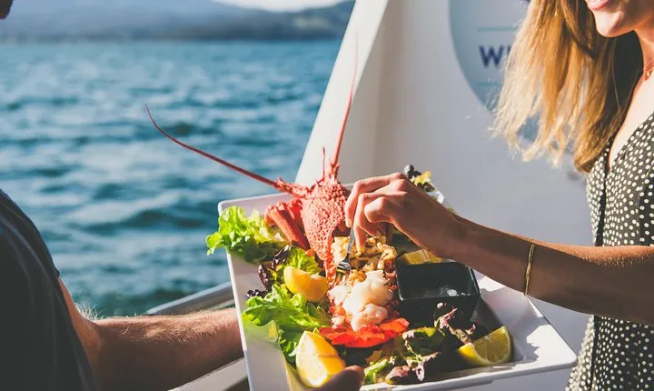 Deep-to-Dish: Tasmanian Seafood Experience 