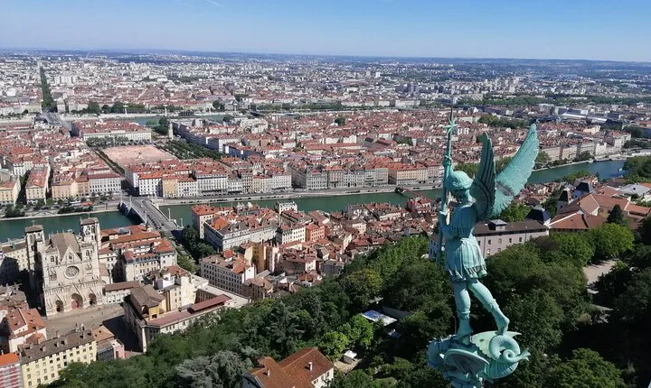 Highlights of Lyon with Fourviere Hill and Old Town