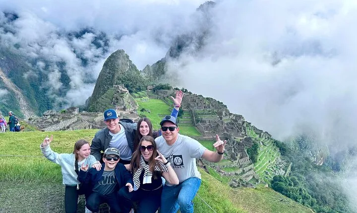 2Day Short Inca Trail to Machupicchu Sun Gate and Panoramic Train