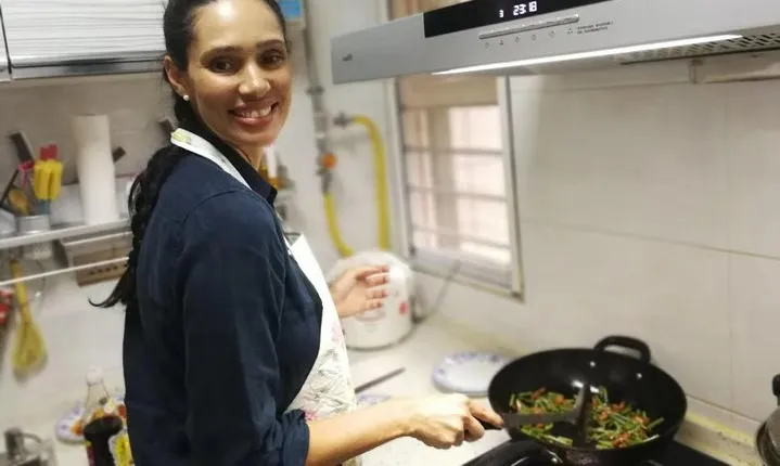 Private Beijing Local Family Hot Pot Cooking Experience