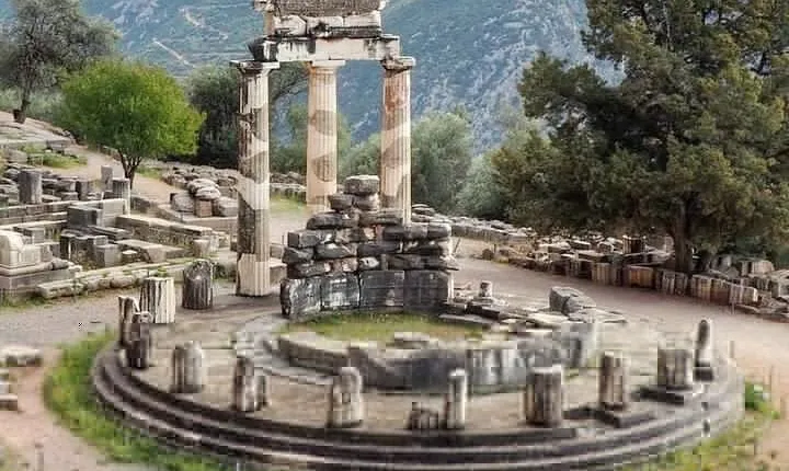 Private Full-day Delphi Tour - Meet the Oracle