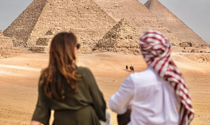 Full- Day Tour to Giza Pyramids Saqqara Serapeum Private Tour