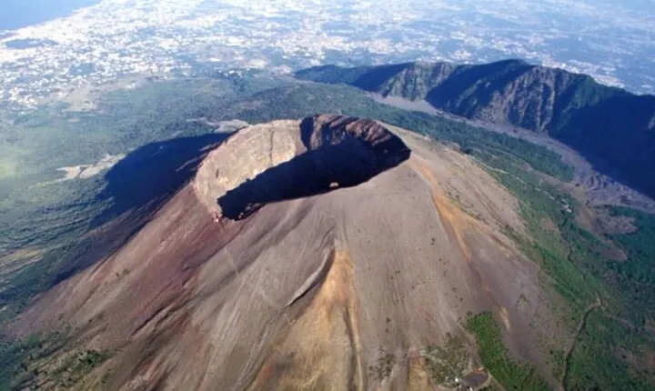 Mount Vesuvius Shared Tour from Sorrento
