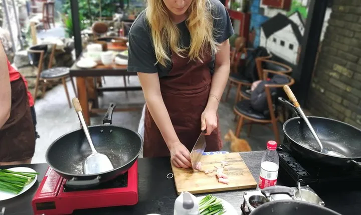 Half-Day Chengdu Farm Cooking Class & Spice Market Exploration