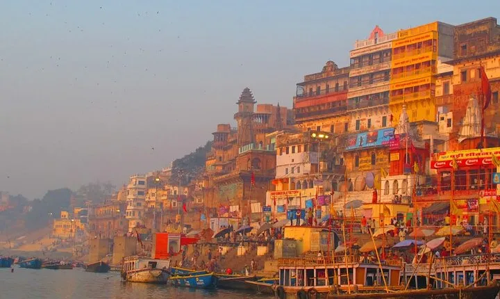 Private Transfer : Agra to Varanasi by Car