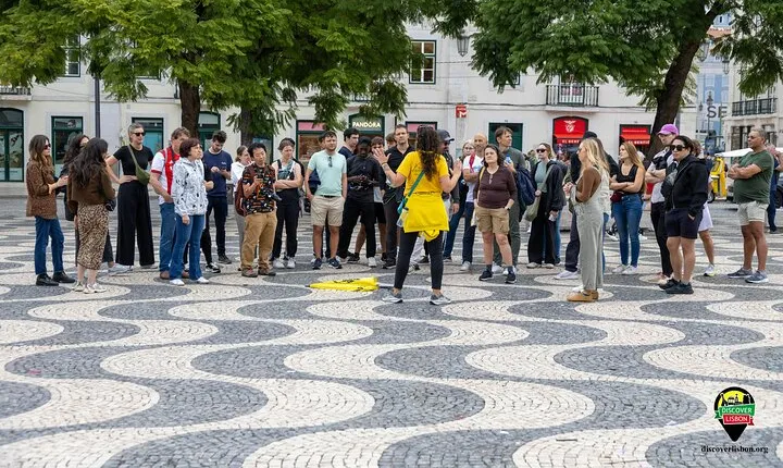 Discover Bairro Alto's Hidden Gems and Stunning Viewpoints