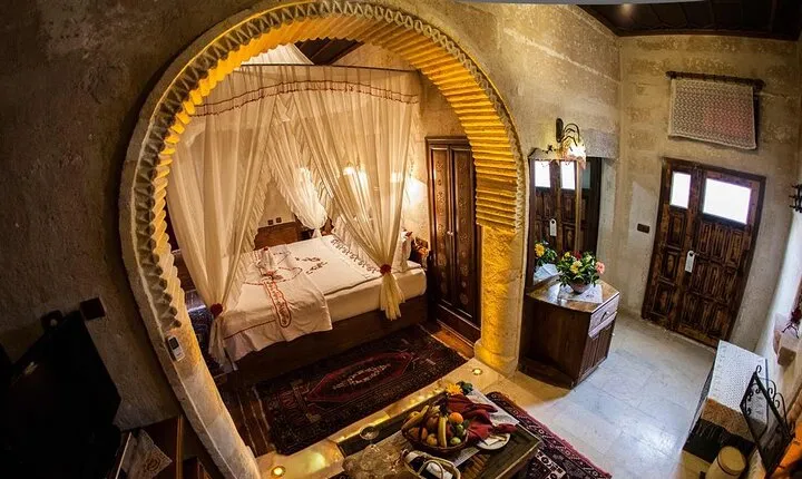 3 Days / 2 Nights Istanbul to Cappadocia Tour in a CAVE HOTEL