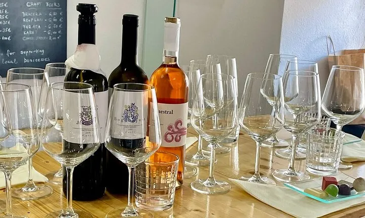 Local Delicacies Tasting Experience in Hvar Town