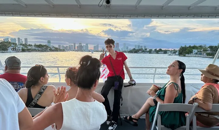 Miami Sunset Cruise with Millionaire Mansions on Biscayne Bay 