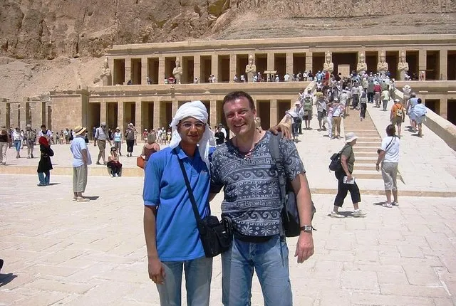 Tour to Tutankhamun Tomb in Kings valley, Hatshepsut Temple, Colossi of Memnon