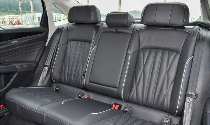 Departure by Sedan: Beijing to Beijing Airport PEK or Daxing PKX