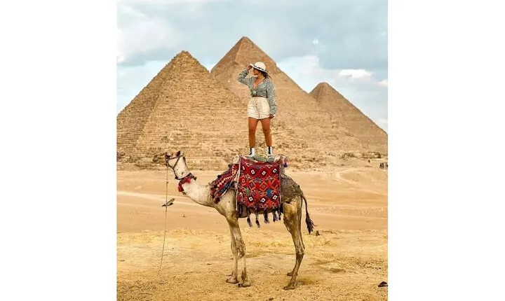 Giza, Saqqara and Memphis day tour with guide