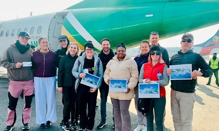 Kathmandu: Mount Everest Scenic Tour by Plane with Transfers