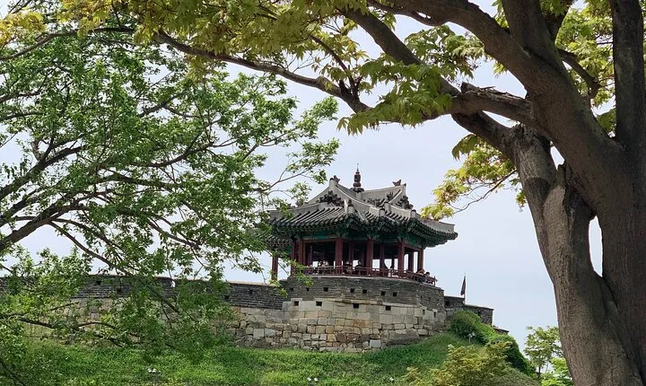 Suwon Hwaseong Fortress Food Walking Tour, KTourTOP10