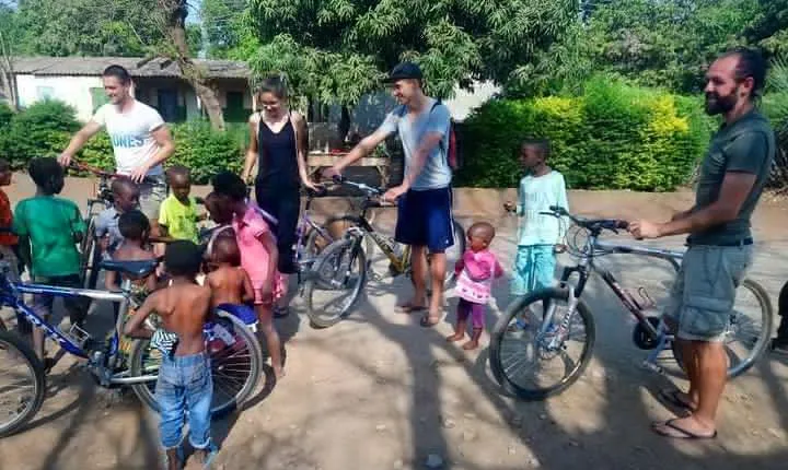 3 Hour Cultural Bicycle Tour in Livingstone