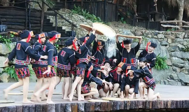 Half Day Tour to Li and Miao Minority Culture Park