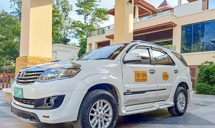 TAXI AIRPORT TRANSFER to LAGUNA Beach Area