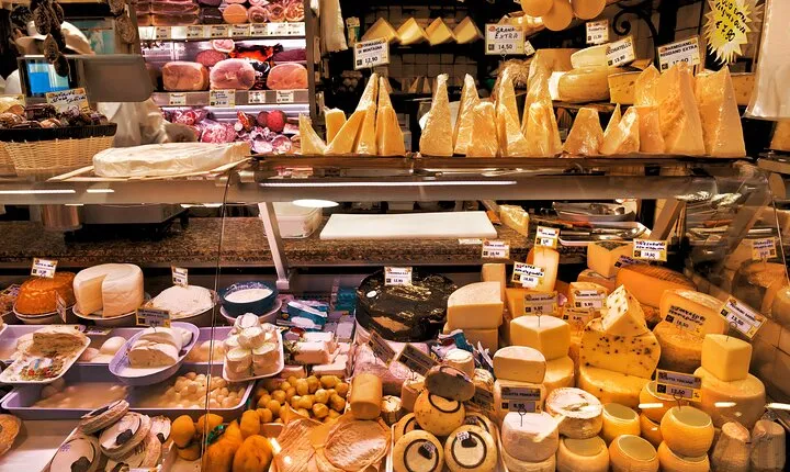 Taste Aosta: A Full Meal Walking Food Tour by Do Eat Better