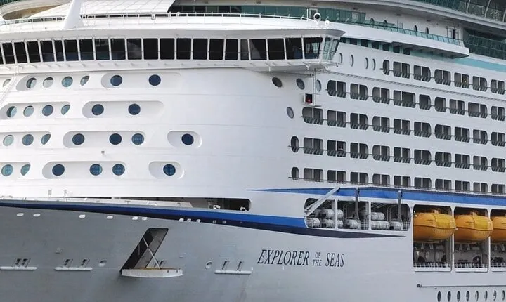 Private transfer Explorer of the Seas Ravenna cruise port to Venice airport