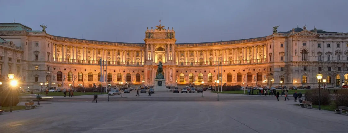 Imperial Treasury and New Hofburg Palace Combo Ticket with Audio Tour