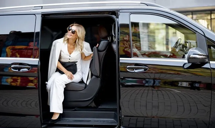 Private Airport Transfers in Paris