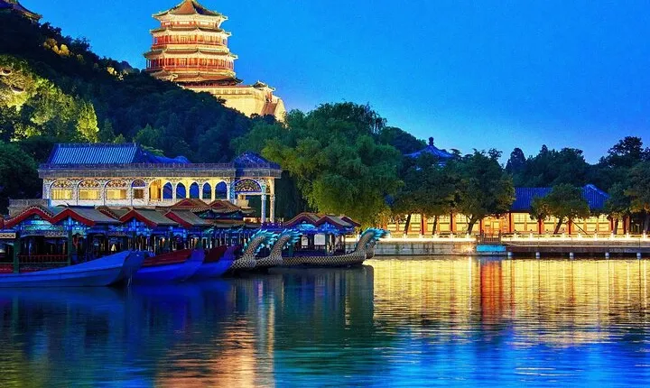 Private Summer Palace Night Tour and City Illumination