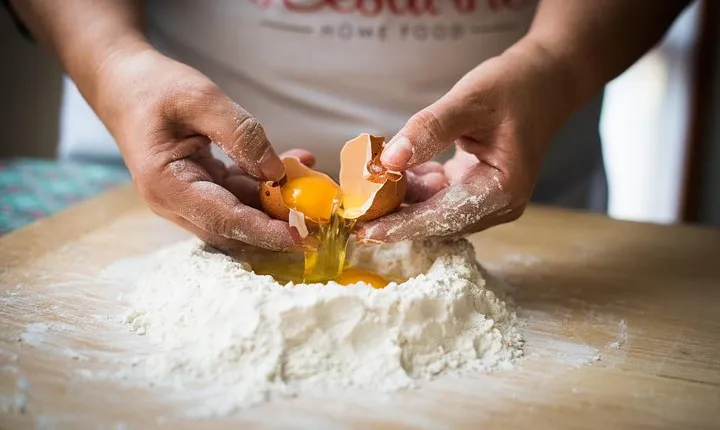 Private pasta-making class at a Cesarina's home with tasting in Ascoli Piceno