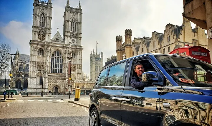 Heathrow Layover Sightseeing Tours - London Taxi Black Cab With Tour Guide