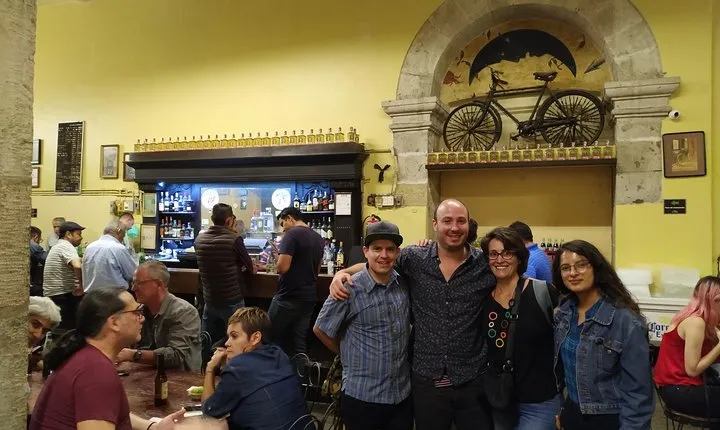 Traditional Bars Tour in the historic center of Guadalajara