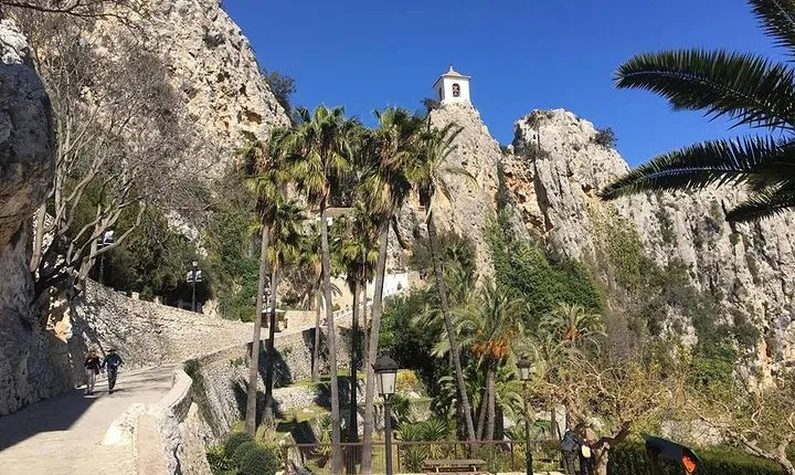 From Albir & Benidorm: Guadalest Village Excursion