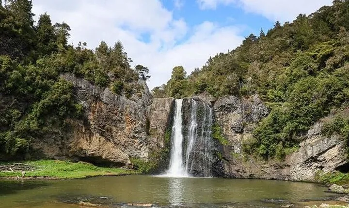 Private Guided Auckland Waterfalls Tour