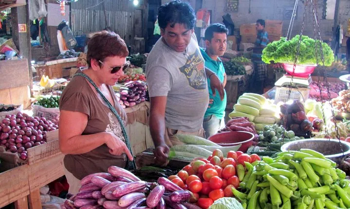 Colombo Market Tour and Cooking Experience