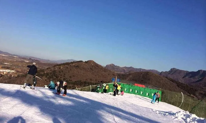 Private Day Trip to Beijing Nanshan Ski Resort