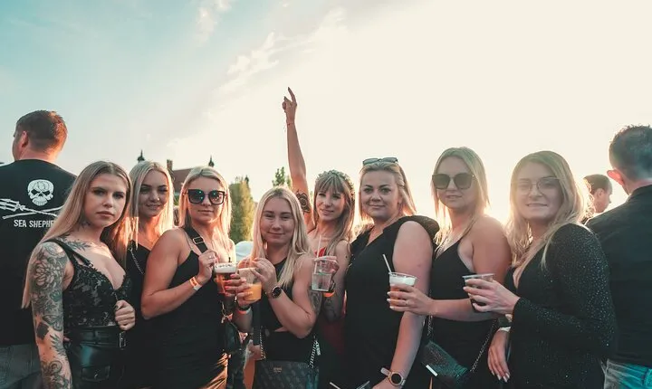 Boat Party in Wroclaw with Unlimited Drinks 