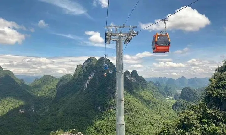 Yangshuo Ruyi peak & round way cable car ticket