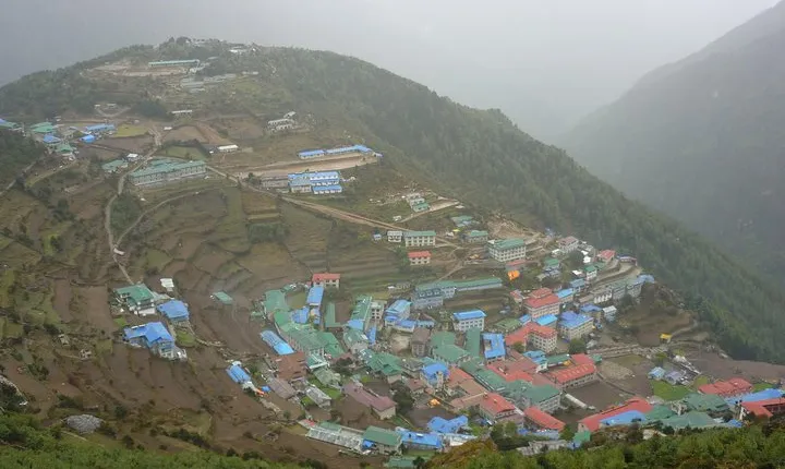 8 days trek to Everest