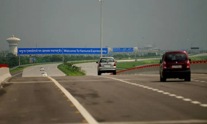 Agra : Private Transfer Agra to Delhi