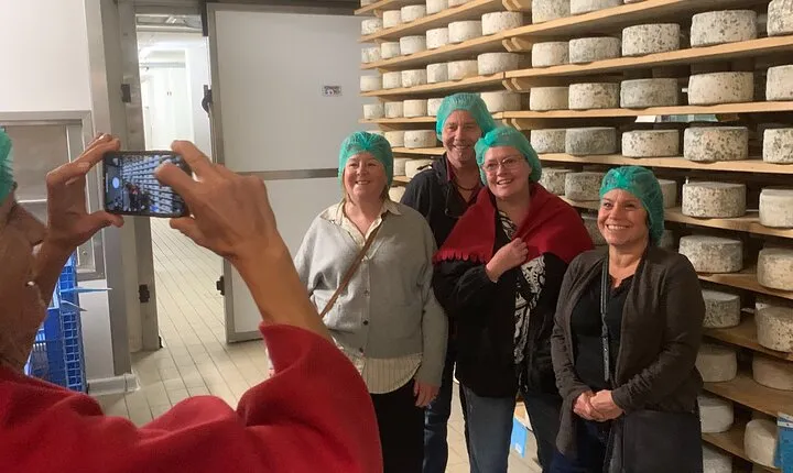 Premium Local Cheeses Tasting and Prosecco. Private tours.