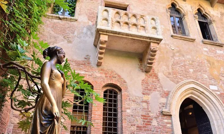 Fascinating Verona: in the Footprints of Romeo and Juliet