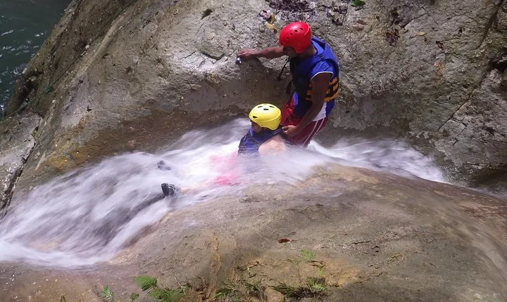 Puerto Plata: Waterfalls of Damajagua (SAFARI HALF DAY)