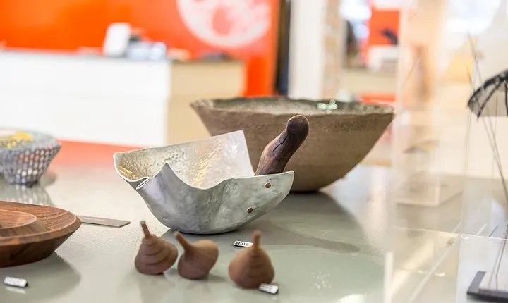 Athens Half Day Small Group Shopping Tour