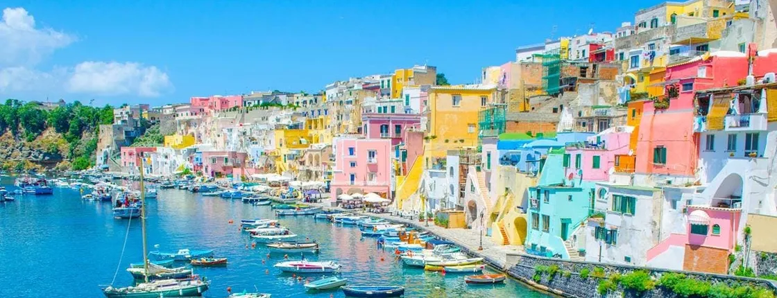Boat ride around Procida with free time on the island