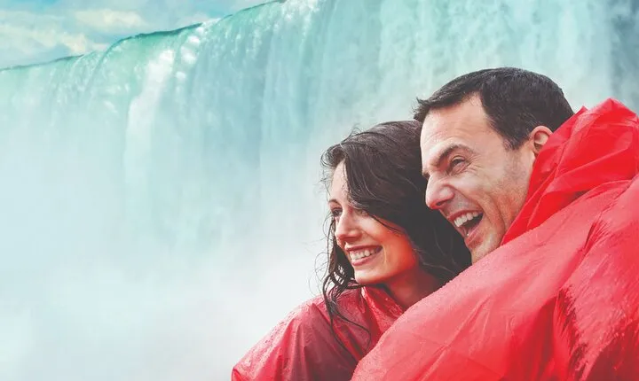Niagara Falls Canada 3-Hour Tour w/Boat & Behind the Falls